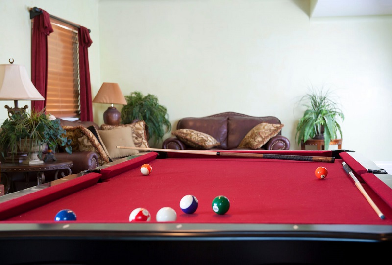 Moving Pool Table 